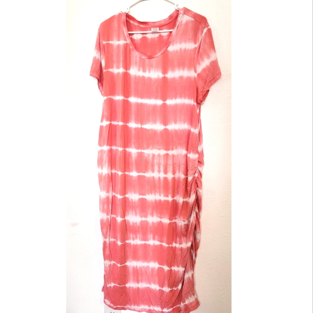 Time and Tru Maternity Dress